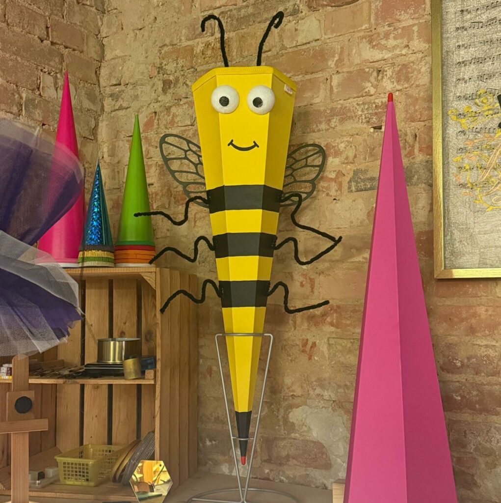 Schultüte als Biene